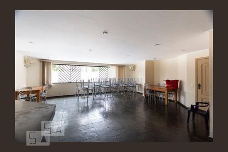 Apartamento à venda com 80m², 3 quartos e 2 vagasÁrea comum - Salão de festas