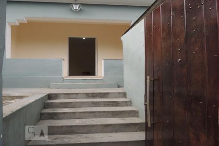 Casa para alugar com 120m², 4 quartos e sem vagaEntrada