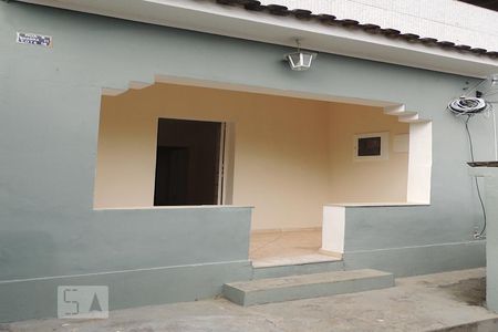 Casa para alugar com 120m², 4 quartos e sem vagaFrente