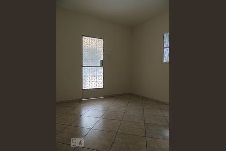 Detalhe Sala de casa para alugar com 4 quartos, 120m² em Curicica, Rio de Janeiro