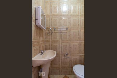 Banheiro de apartamento para alugar com 1 quarto, 20m² em Vila Sao Luis, São Paulo