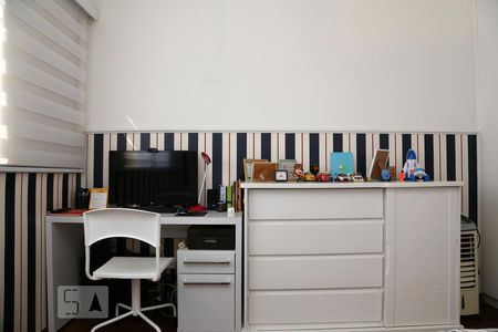 Apartamento para alugar com 160m², 4 quartos e 2 vagasQuarto 1