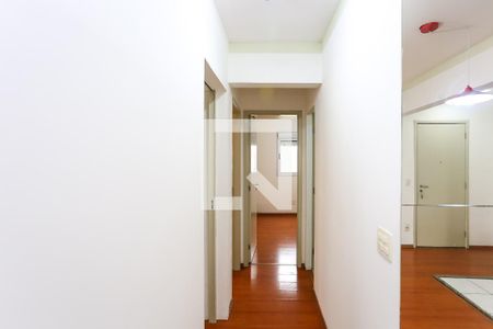 Corredor de apartamento para alugar com 3 quartos, 69m² em Vila Andrade, São Paulo