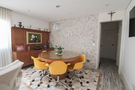 Apartamento à venda com 200m², 3 quartos e 3 vagasSala