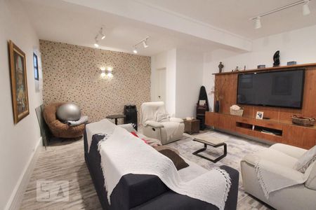 Apartamento à venda com 200m², 3 quartos e 3 vagasSala