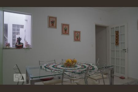 Casa à venda com 192m², 4 quartos e 3 vagasCozinha