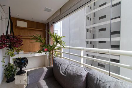 Varanda de kitnet/studio para alugar com 1 quarto, 40m² em Bela Vista, São Paulo
