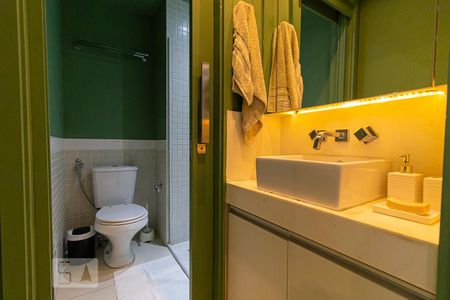 Studio para alugar com 40m², 1 quarto e 1 vaga Studio para alugar com 40m², 1 quarto e 1 vagaBanheiro