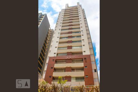 Studio para alugar com 40m², 1 quarto e 1 vaga Studio para alugar com 40m², 1 quarto e 1 vagaFachada