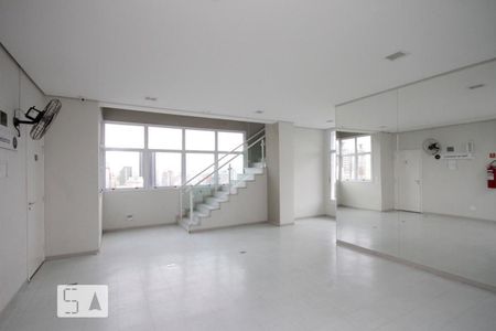 Studio para alugar com 40m², 1 quarto e 1 vaga Studio para alugar com 40m², 1 quarto e 1 vagaÁrea comum - Salão de festas