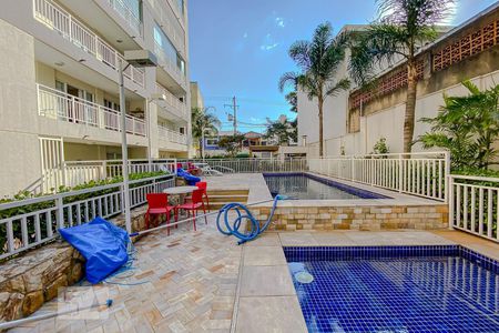 Apartamento à venda com 49m², 2 quartos e 1 vagaÁrea comum - Piscina