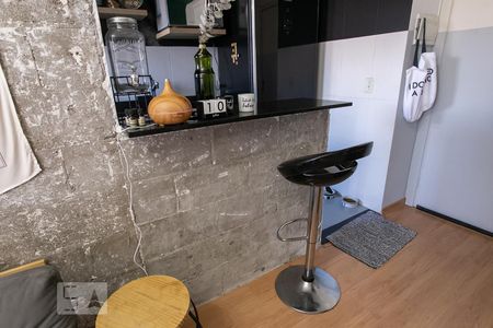 Detalh de apartamento para alugar com 2 quartos, 60m² em Teresópolis, Porto Alegre