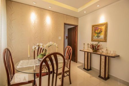 Sala de Jantar de casa à venda com 5 quartos, 300m² em Vila Mascote, São Paulo