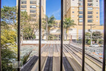 Casa à venda com 300m², 5 quartos e 4 vagas Casa à venda com 300m², 5 quartos e 4 vagasVista