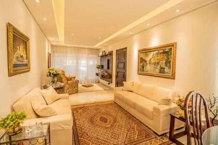 Sala de Estar de casa à venda com 5 quartos, 300m² em Vila Mascote, São Paulo