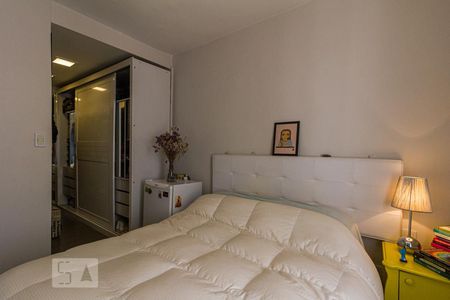Quarto 1 - Suíte de apartamento à venda com 2 quartos, 140m² em Auxiliadora, Porto Alegre