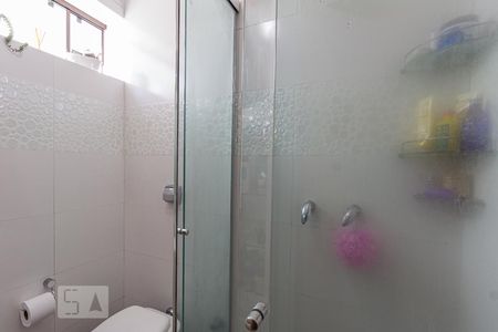 Banheiro da Suíte 1 de apartamento à venda com 2 quartos, 140m² em Auxiliadora, Porto Alegre