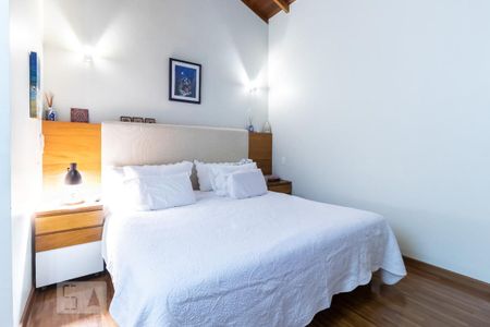 Casa à venda com 310m², 3 quartos e 4 vagas Casa à venda com 310m², 3 quartos e 4 vagasSuíte 2