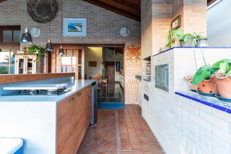 Casa à venda com 310m², 3 quartos e 4 vagas Casa à venda com 310m², 3 quartos e 4 vagasÁrea Gourmet