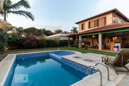 Casa à venda com 310m², 3 quartos e 4 vagas Casa à venda com 310m², 3 quartos e 4 vagasÁrea da Piscina