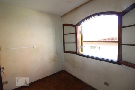 Casa à venda com 160m², 3 quartos e 2 vagasQuarto 2