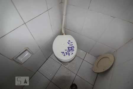 Casa à venda com 160m², 3 quartos e 2 vagasBanheiro serviço