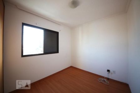 Apartamento à venda com 64m², 2 quartos e 2 vagasQuarto 2