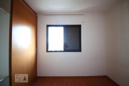 Apartamento à venda com 64m², 2 quartos e 2 vagasQuarto 2