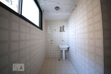 Apartamento à venda com 64m², 2 quartos e 2 vagasÁrea de Serviço