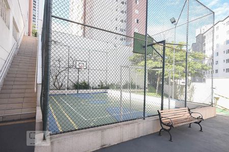 Apartamento para alugar com 57m², 2 quartos e 1 vagaQuadra