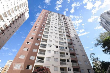 Apartamento para alugar com 57m², 2 quartos e 1 vagaFachada