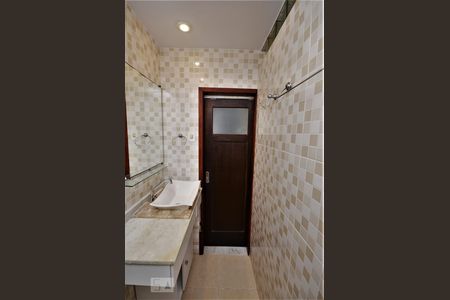 Apartamento à venda com 120m², 3 quartos e sem vagaBanheiro Social