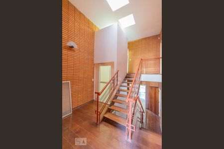 Casa à venda com 480m², 6 quartos e 4 vagas Casa à venda com 480m², 6 quartos e 4 vagasHall de Entrada