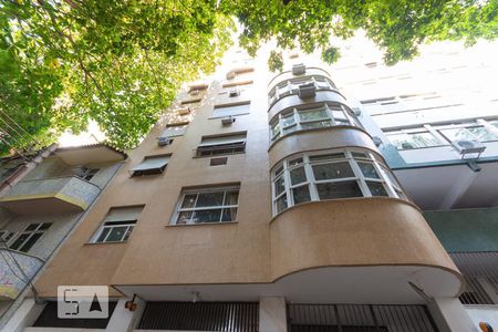 Apartamento para alugar com 125m², 3 quartos e sem vagaFachada