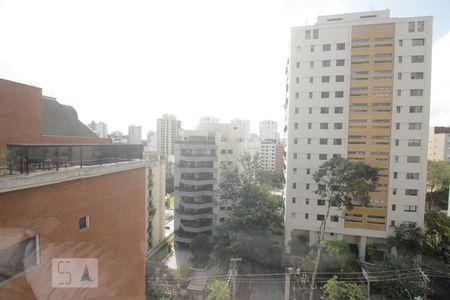 Apartamento para alugar com 306m², 4 quartos e 4 vagasVista da suíte 4