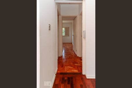 Corredor de apartamento para alugar com 2 quartos, 54m² em Sumaré, São Paulo