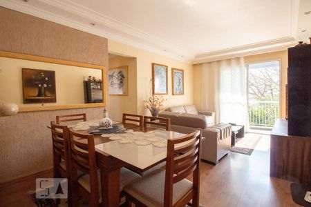 Sala de apartamento à venda com 3 quartos, 74m² em Vila Vermelha, São Paulo