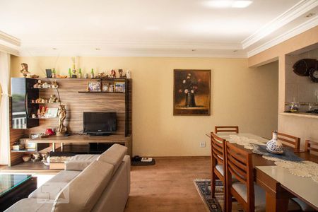 Sala de apartamento à venda com 3 quartos, 74m² em Vila Vermelha, São Paulo