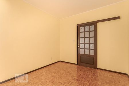 Sala de apartamento para alugar com 3 quartos, 120m² em Jardim Lindoia, Porto Alegre