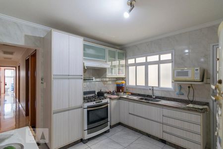 Apartamento à venda com 150m², 3 quartos e 2 vagasCozinha