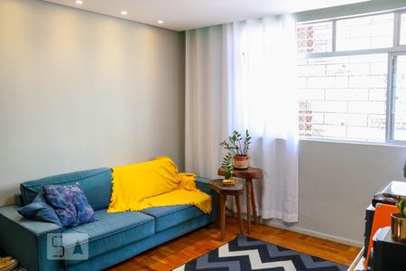 Sala de apartamento para alugar com 3 quartos, 125m² em Coração Eucarístico, Belo Horizonte