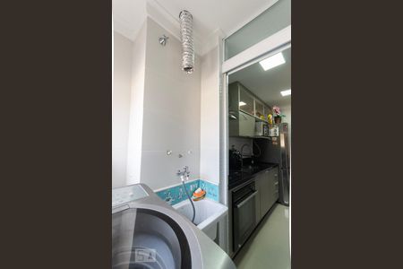 Apartamento à venda com 72m², 2 quartos e 1 vagaÁrea de Serviço