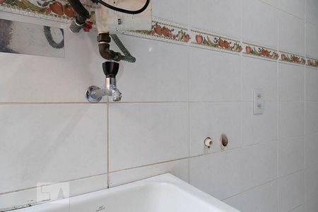 Apartamento à venda com 200m², 2 quartos e 3 vagas Apartamento à venda com 200m², 2 quartos e 3 vagasÁrea de serviço