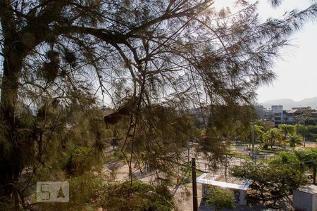 Apartamento à venda com 200m², 2 quartos e 3 vagas Apartamento à venda com 200m², 2 quartos e 3 vagasVista da varanda