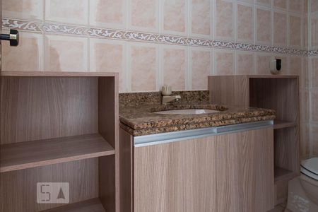 Apartamento à venda com 200m², 2 quartos e 3 vagas Apartamento à venda com 200m², 2 quartos e 3 vagasLavabo