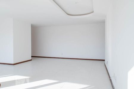 Apartamento à venda com 200m², 2 quartos e 3 vagas Apartamento à venda com 200m², 2 quartos e 3 vagasSala