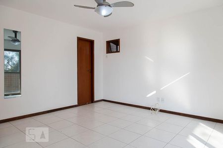 Apartamento à venda com 200m², 2 quartos e 3 vagas Apartamento à venda com 200m², 2 quartos e 3 vagasSuíte 1