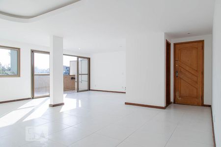 Apartamento à venda com 200m², 2 quartos e 3 vagas Apartamento à venda com 200m², 2 quartos e 3 vagasSala