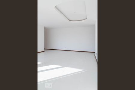 Apartamento à venda com 200m², 2 quartos e 3 vagas Apartamento à venda com 200m², 2 quartos e 3 vagasSala