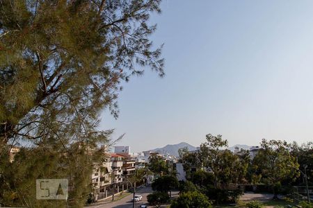 Apartamento à venda com 200m², 2 quartos e 3 vagas Apartamento à venda com 200m², 2 quartos e 3 vagasVista da varanda